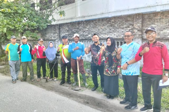 Monitoring Gotong Royong Masal Dalam Rangka Hari Jadi Asahan ke 80 di Kelurahan Selawan